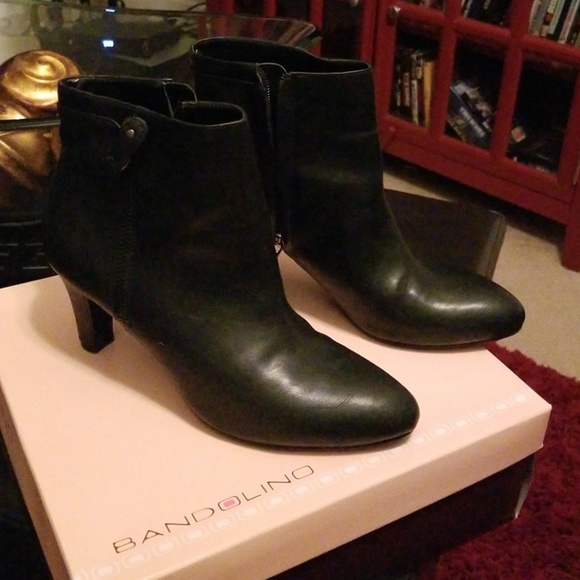 bandolino carnot bootie